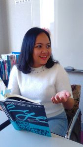 英語担当 Naomi先生